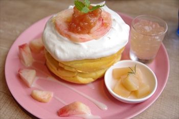 武蔵小杉にあるパンケーキ専門店「3 STARS PANCAKE」のパンケーキ