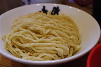 川崎にあるつけ麺のお店「玉 赤備」のつけ麺