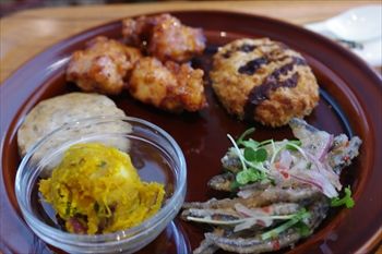 横浜ベイクオーターにあるカフェ「Cafe&Meal MUJI」のランチ
