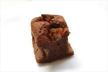 横浜元町にあるベーカリーカフェ「エコモベーカリー」のパン