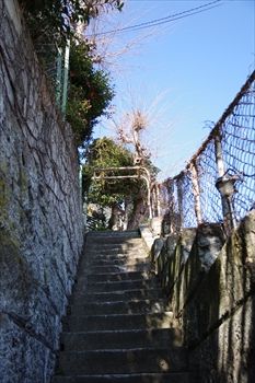 横浜山手のパン屋「ON THE DISH(オン・ザ・ディッシュ)」の入り口