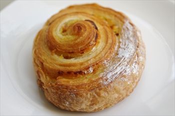 横浜北山田にあるパン屋さん「ブーランジェリー メリエス」のパン