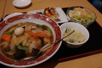 横浜大倉山で見つけたボリューム満点の餃子がおいしい中華料理店でいただくランチ 横浜ブログ 横浜大倉山で見つけたボリューム満点の餃子がおいしい中華料理店でいただくランチ 横浜ブログ