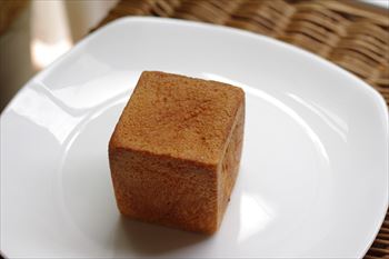 横浜駅構内にあるパン屋「TRUFFLE mini」のパン