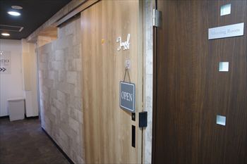 ���ͤˤ��륹���ץ��졼Ź�֤����ޡפ�ŹƬ