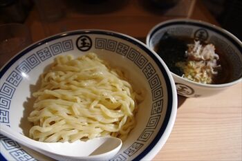 川崎にあるつけ麺専門店「玉」のつけ麺