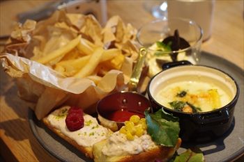 「マリーン アンド ウォーク ヨコハマ」にあるシロノシーのランチ