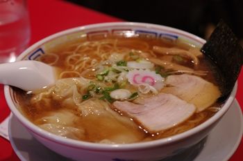 新横浜ラーメン博物館の「かもめ食堂」のラーメン