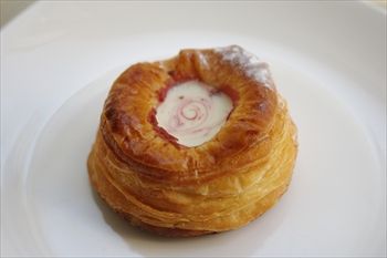 横浜北山田にあるパン屋さん「ブーランジェリー メリエス」のパン