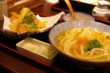 そごう横浜店のおいしいうどん屋「ゑべっさん」の海老天ぷらうどん