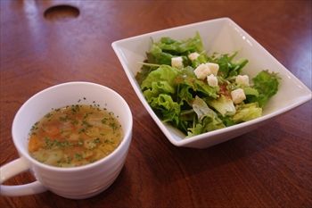 関内にあるビストロ「関内ビストロ ZIP」のランチ