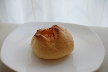 横浜鴨居にあるパン屋「エッセン(ESSEN)」のパン
