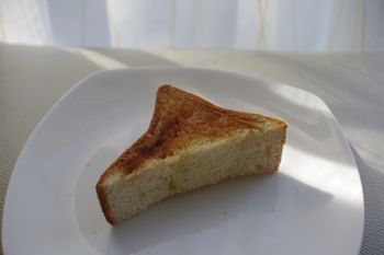 横浜山手にあるパン屋さん「TOAST」のパン