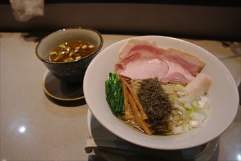 ���ʹ���ˤ���顼���Ź�֤餡�� ����פΤĤ���