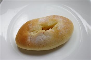 横浜馬車道にあるパン屋「フレッシュネスパン工房」のパン