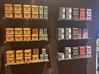 横浜にあるお茶専門店「スミスティーメーカー」の店内