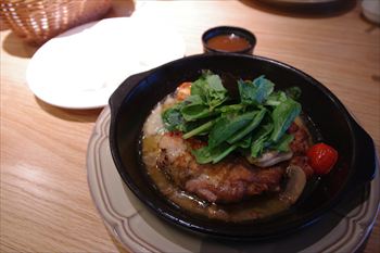 横浜センター北にある「イタリアン リゾート ペルティカ」のランチ