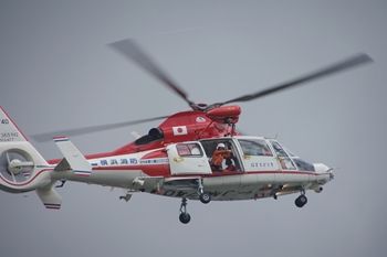 横浜みなとみらいの九都県市合同防災訓練の風景
