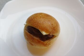 横浜中山にあるパン屋「パン ニア」のパン