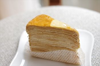 横浜北山田にあるケーキショップ「YUJI AJIKI」のミルクレープ