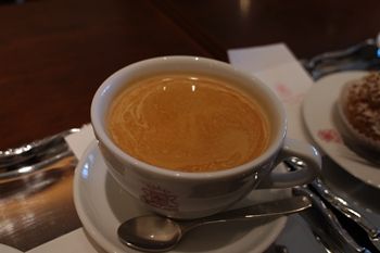 横浜みなとみらいにあるカフェ「ANTICO CAFFE」のドリンク