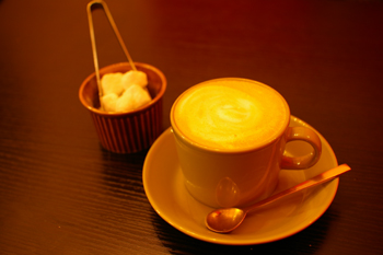 横浜の穴場カフェ「rokucafe」のカフェラテ