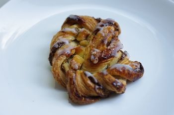 鎌倉長谷にあるパン屋「ベルグフェルド」のパン