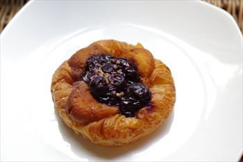 �����б��ԻԤˤ���ѥ󲰡֥롦�������󡦥ǥ塦�١���פΥѥ�