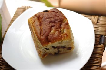 羽沢横浜国大駅近くにあるパン屋「hazaar Bakery」のパン