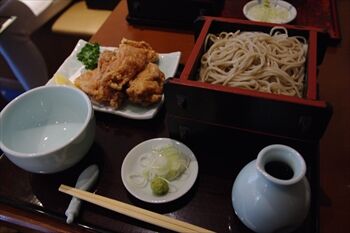 横浜みなとみらいにある蕎麦屋「香露庵」の蕎麦
