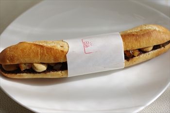 新横浜にあるパン屋「シャンドブレ」のパン