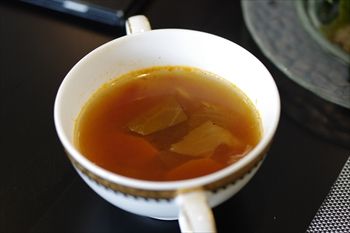 横浜にある「バイキングレストラン オーク」のスープ