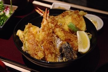 横浜にある和食店「ぬる燗 佐藤」のランチ