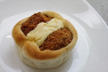 横浜中華街にあるパン屋「のり蔵」のパン