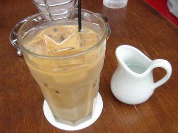 ²£ÉÍÀÖ¥ì¥ó¥¬ÁҸˤÎCafe Madu ¡Ê¥«¥Õ¥§ ¥Þ¥Ç¥£¡Ë¤Î¥«¥Õ¥§¥é¥Æ
