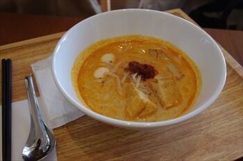 横浜みなとみらいにある「Q's FOOD HALL」のランチ