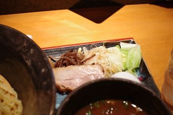 新横浜にあるつけ麺店「つけ麺 鐵匠」のつけ麺