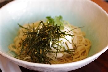 横浜妙蓮寺にある蕎麦屋「鴨屋 そば香」の蕎麦