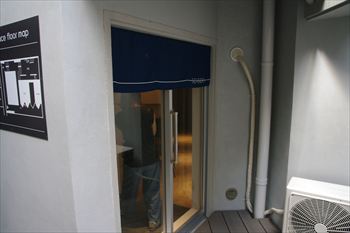 横浜菊名にあるカフェ「横浜茶寮 青寂」の外観