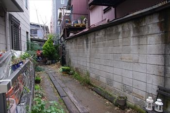 川崎新丸子にかるカフェ「HanaCAFE」の外観