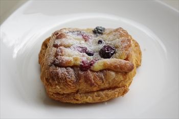 ららぽーと横浜にある「ケユカ ベーカリー」のパン