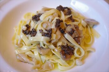横浜石川町にあるイタリアンダイニング「オイノス」のパスタ