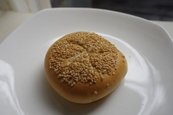 綱島にあるドイツパンのパン屋さん「アムフルス」のパン