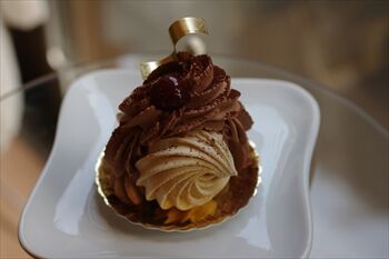 横浜菊名にある「ラトリエ ドゥ アンティーク」のケーキ