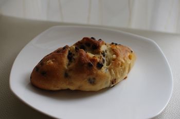 横浜たまプラーザにあるパン屋さん「パンステージプロローグ」のパン