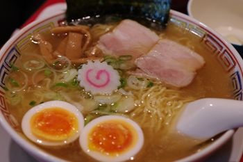 新横浜ラーメン博物館の「かもめ食堂」のラーメン