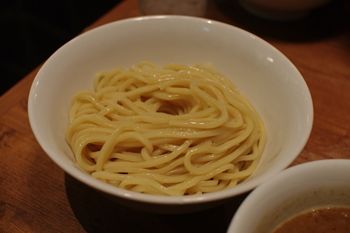 横浜ランドマークプラザのつけ麺店「つけめんTETSU」のつけ麺