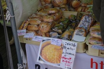横浜ベイサイドマリーナのパンまつりのパン