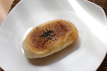 横浜新高島にあるパン屋「アースベーカリー&カフェ」のパン