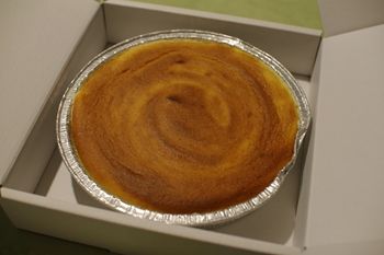 葉山にあるチーズケーキのお店「コモンベベ」のチーズケーキ